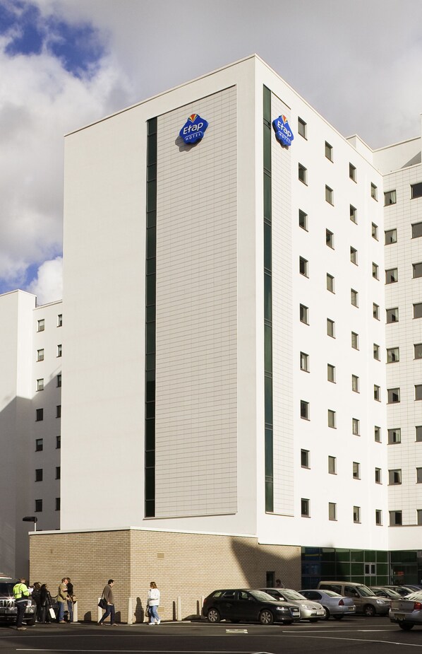 Exterior - ibis budget Birmingham International Airport - NEC (Birmingham)