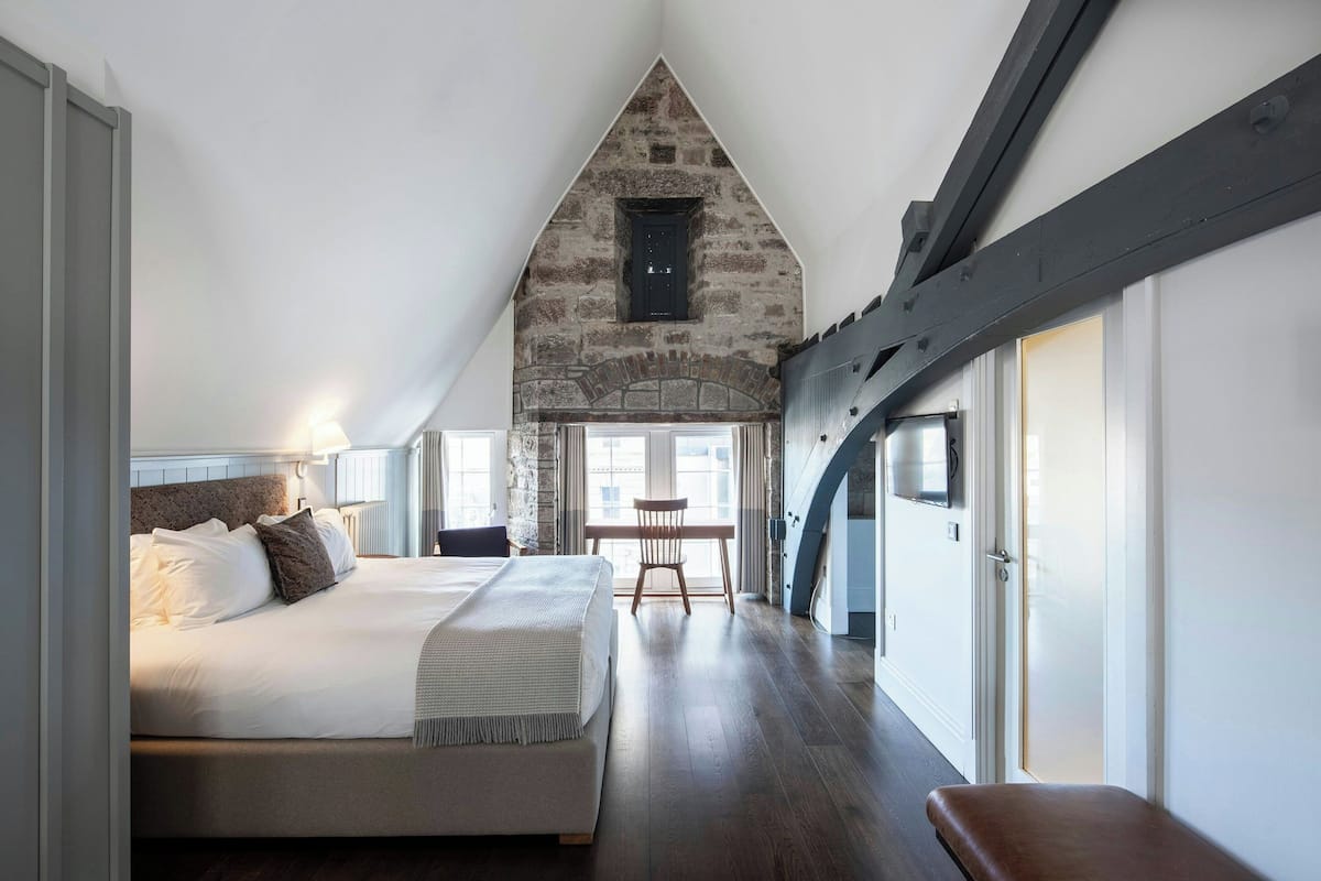 Suite, 2 Bedrooms, Non Smoking