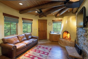 Living area - Inn on La Loma Plaza (Taos)