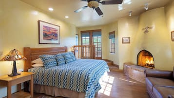 Penthouse Deluxe, 1 trÚs grand lit et 1 canapé-lit, bain à remous, vue montagne