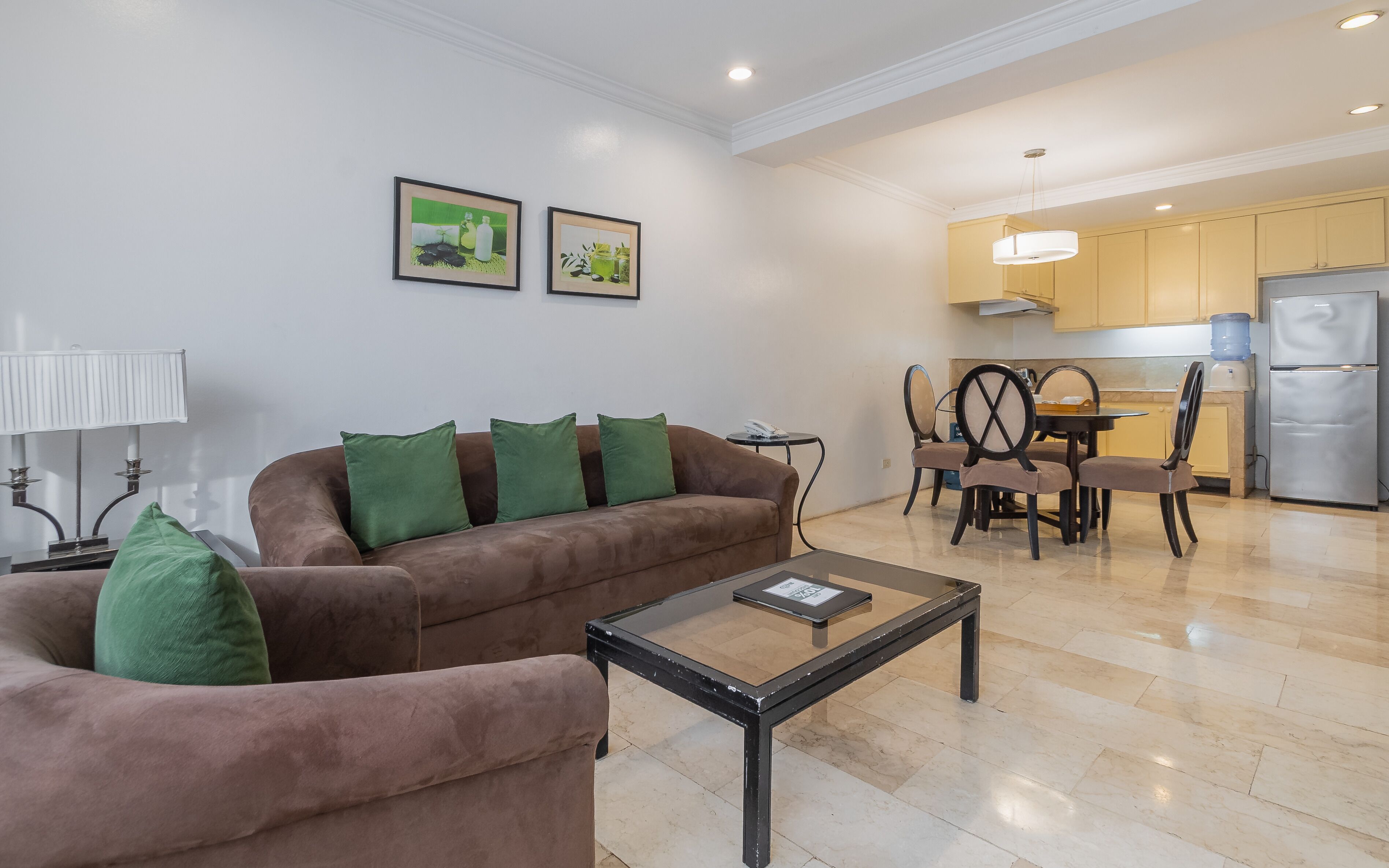 Grand Suite, 2 Bedrooms | Living area