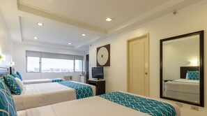 Family Room, Multiple Beds