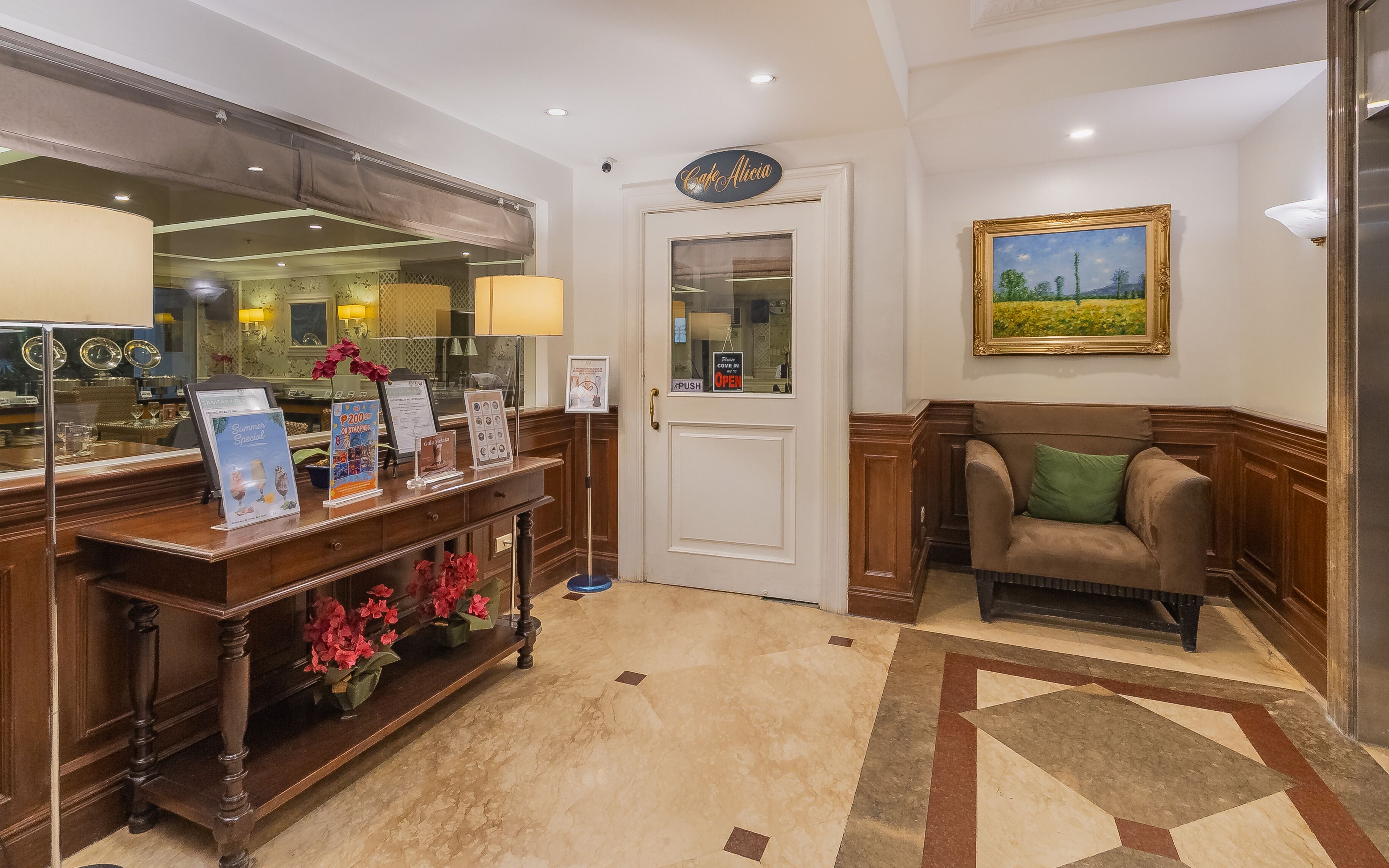 Photo - Orchid Garden Suites