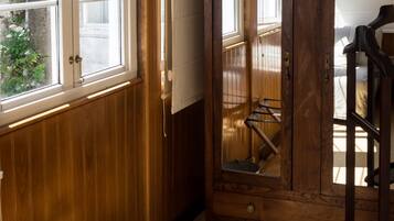 Single Room | Balcony