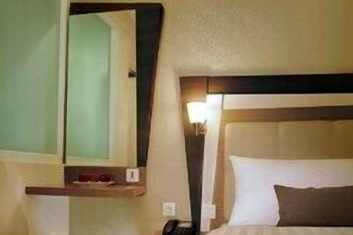 1 bedroom, minibar, in-room safe, desk