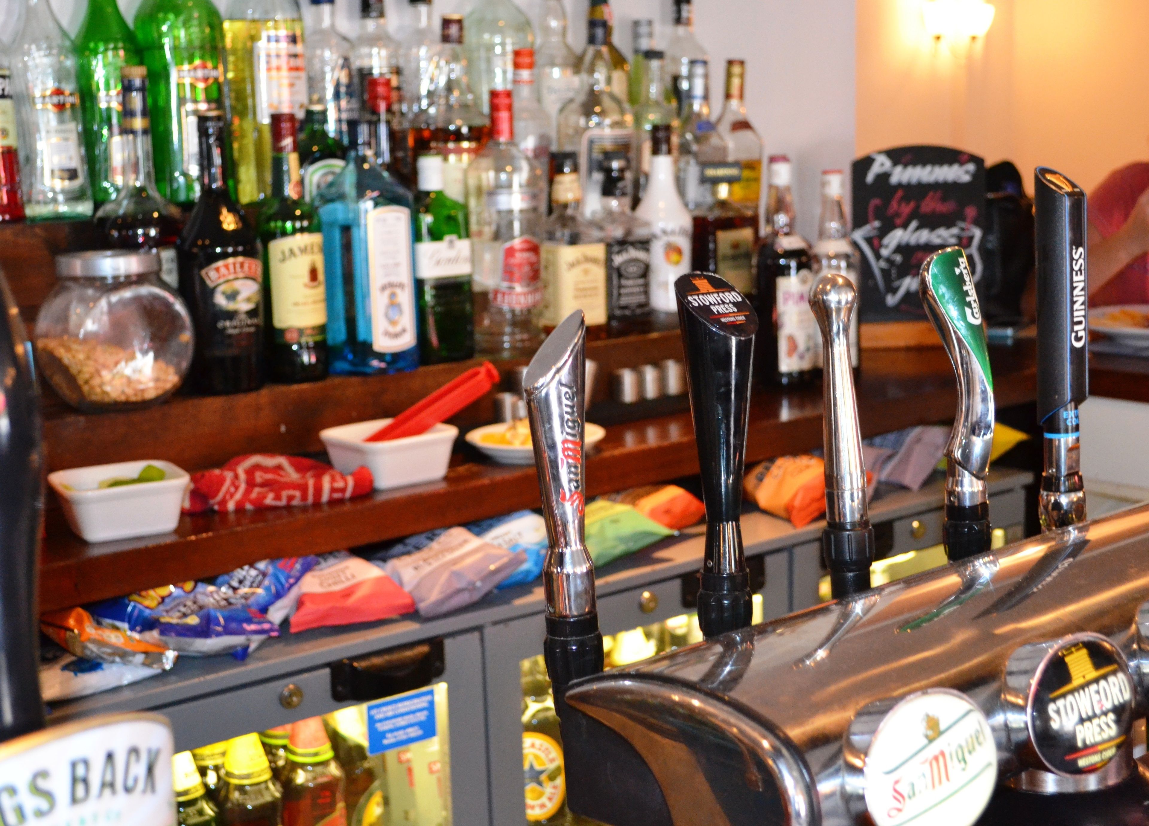 Bar (en la propiedad)