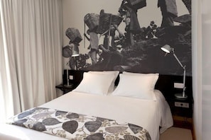 Coffres-forts dans les chambres, Wi-Fi gratuit, draps fournis