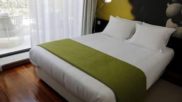 Double Room | In-room safe, free WiFi, bed sheets