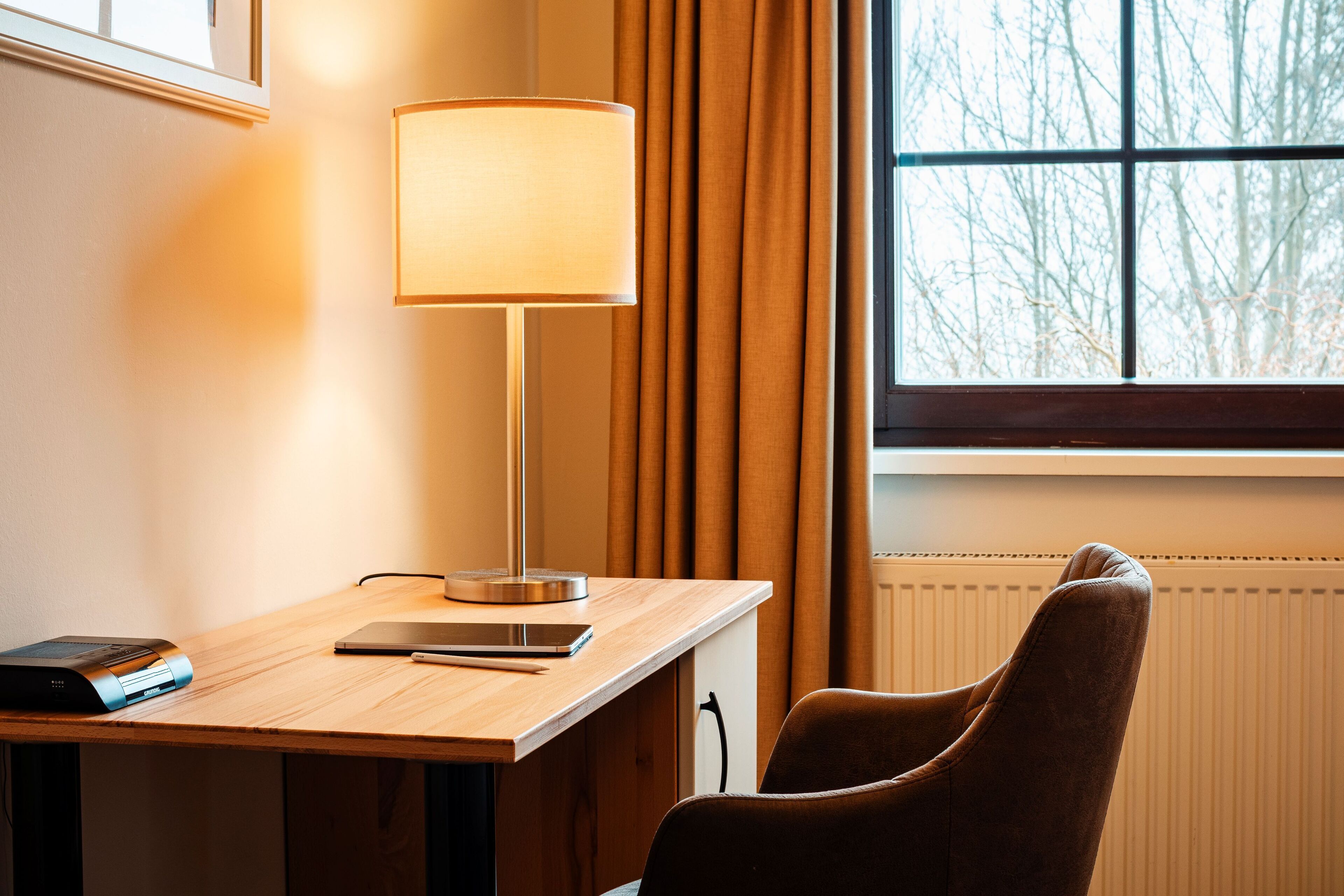 classic double room | 1 bedroom, minibar, in-room safe, desk