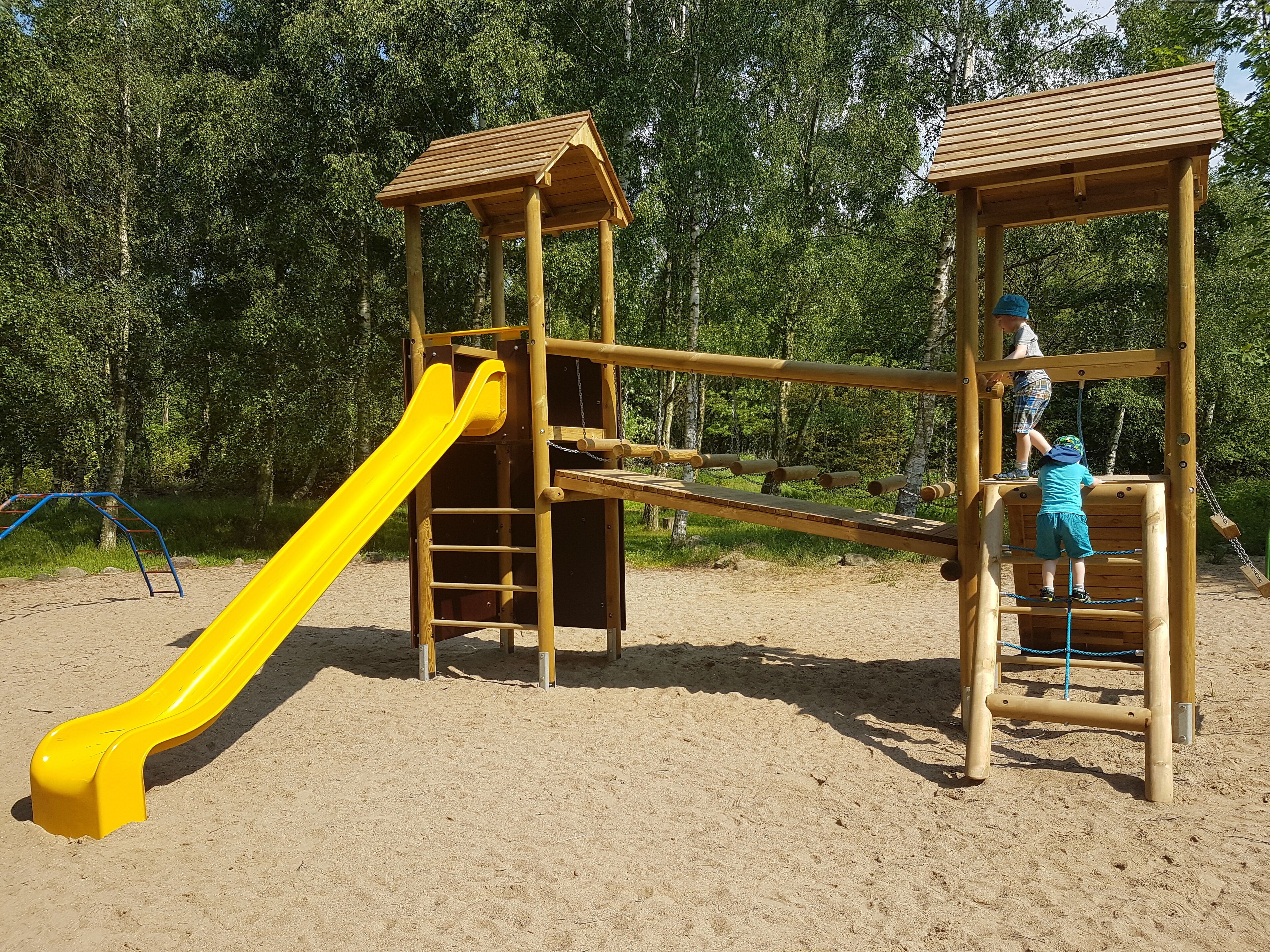 children’s play area – outdoor