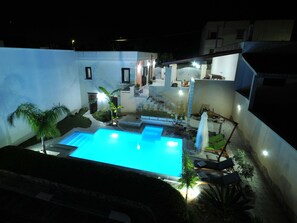 Outdoor pool, sun loungers - Il Calesse (Giurdignano)