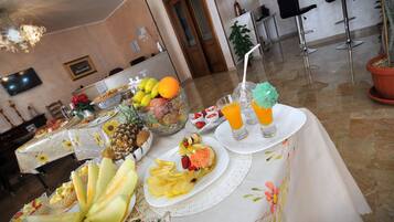 Petit déjeuner buffet compris tous les jours