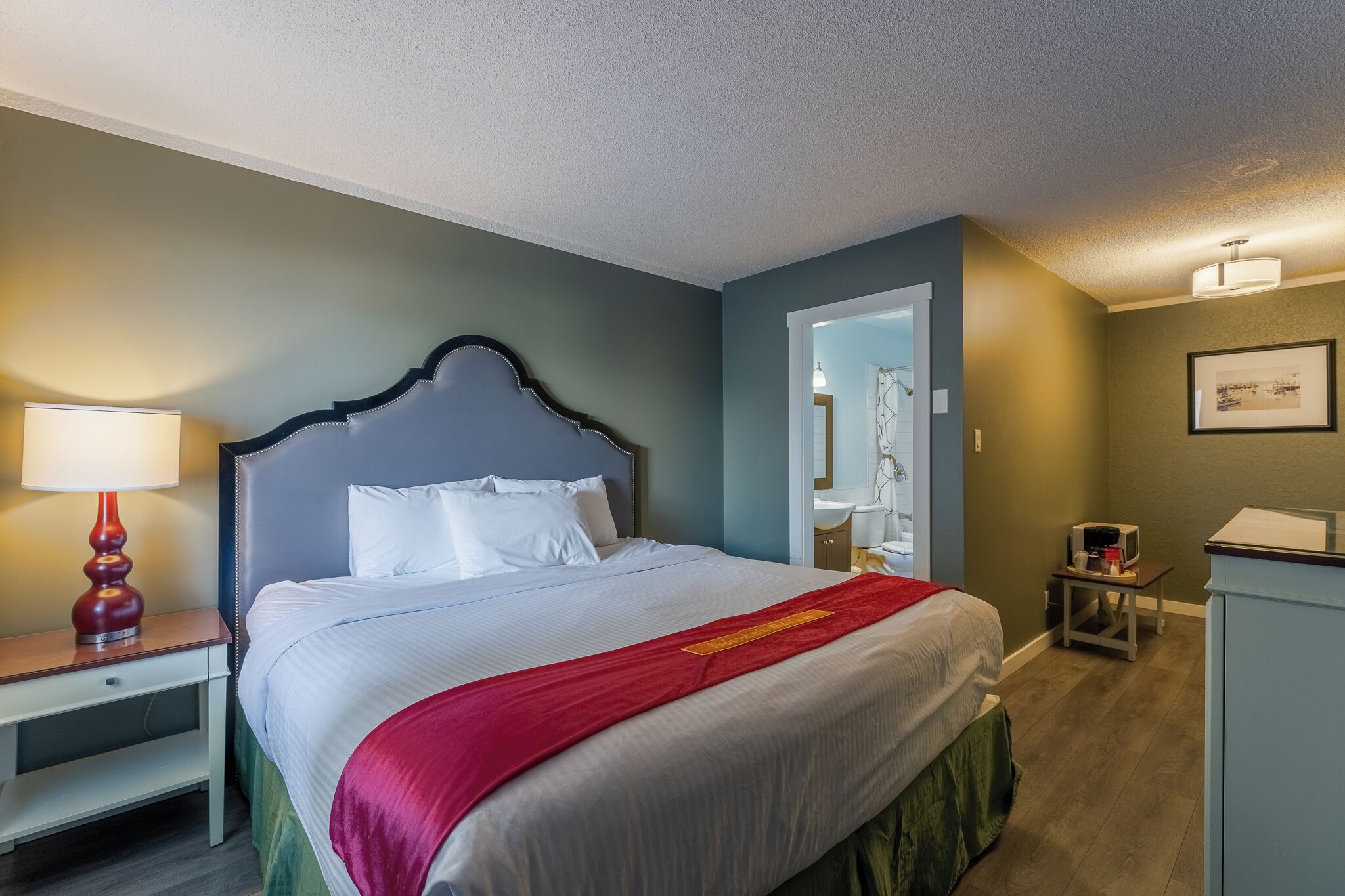 Premium bedding, desk, free WiFi, bed sheets