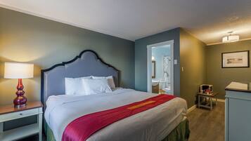 1 bedroom, premium bedding, desk, free WiFi