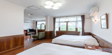 Deluxe Twin Room | Desk, free WiFi, wheelchair access