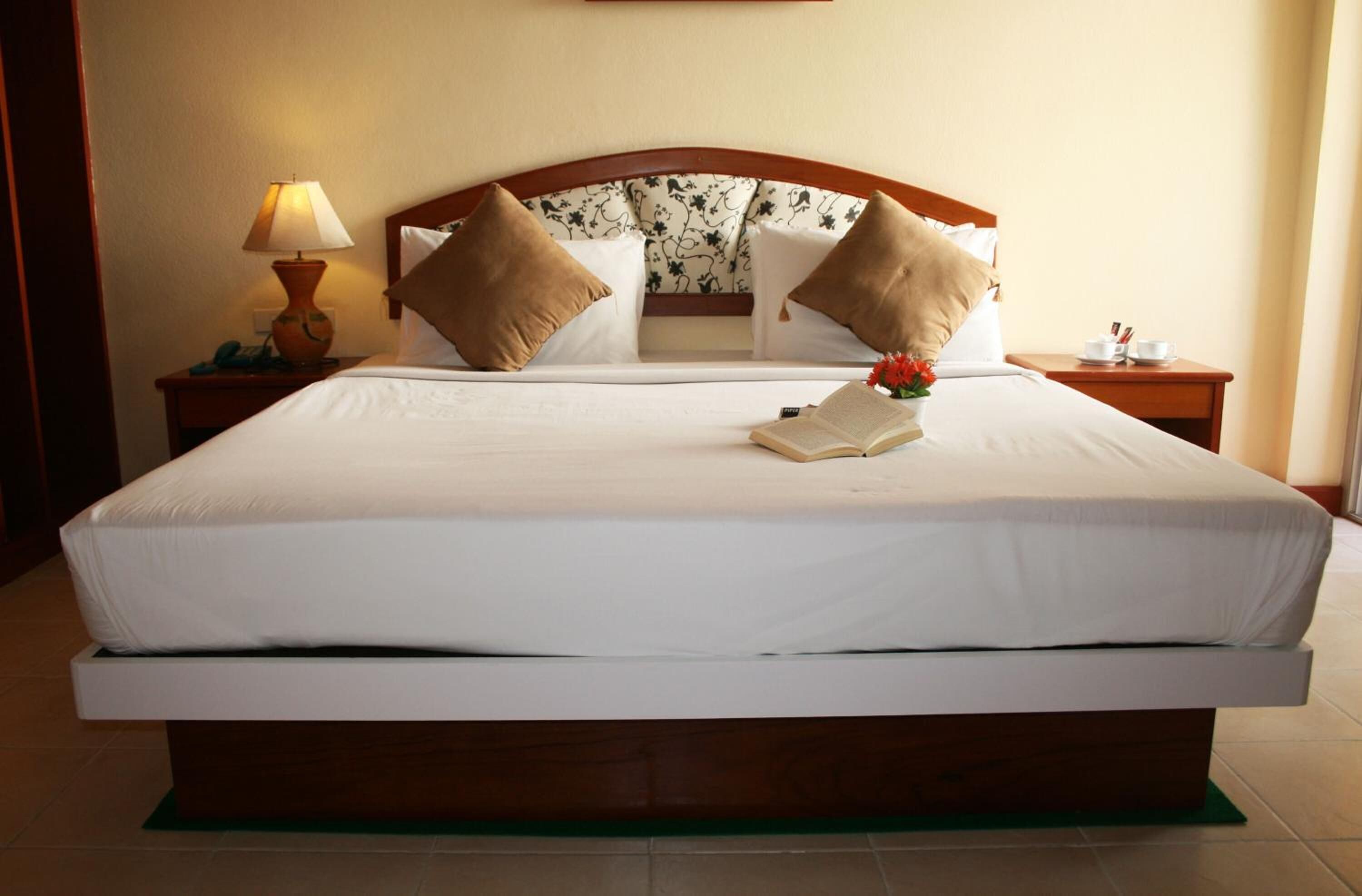 in-room safe, desk, soundproofing, rollaway beds