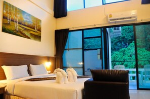 디럭스 더블룸 | 산 전망