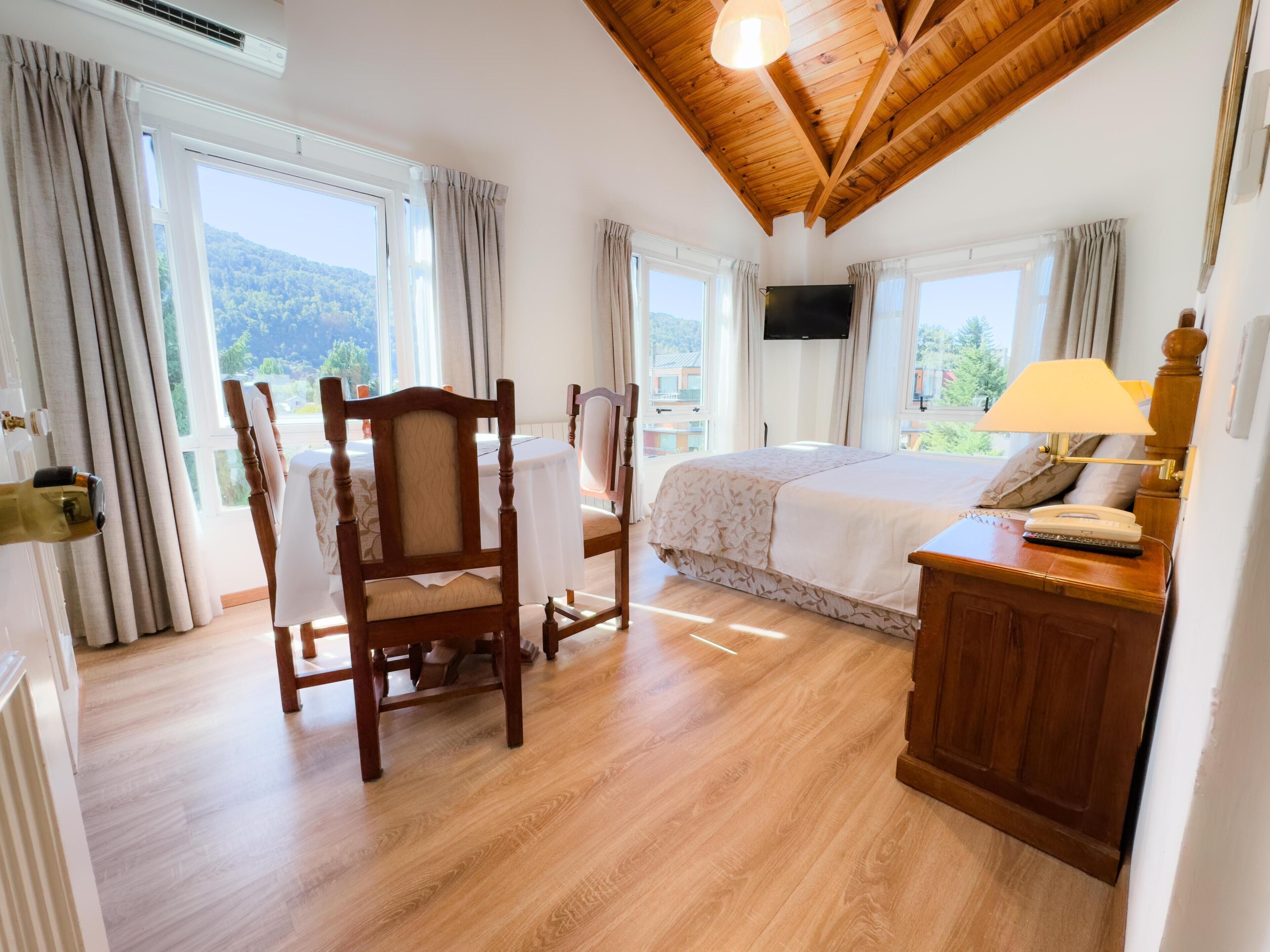 Minibar, in-room safe, desk, free cribs/infant beds