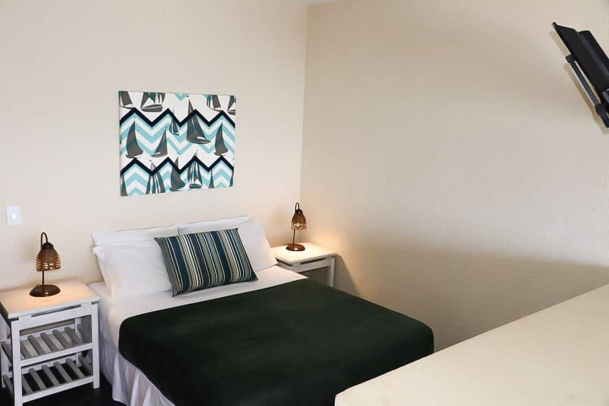Standard-Suite, Meerblick | Minibar, Verdunkelungsvorhänge