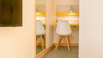 Standard Single Room | Premium bedding, in-room safe, desk, soundproofing
