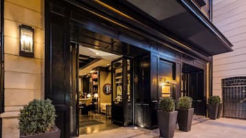 Bagian depan properti