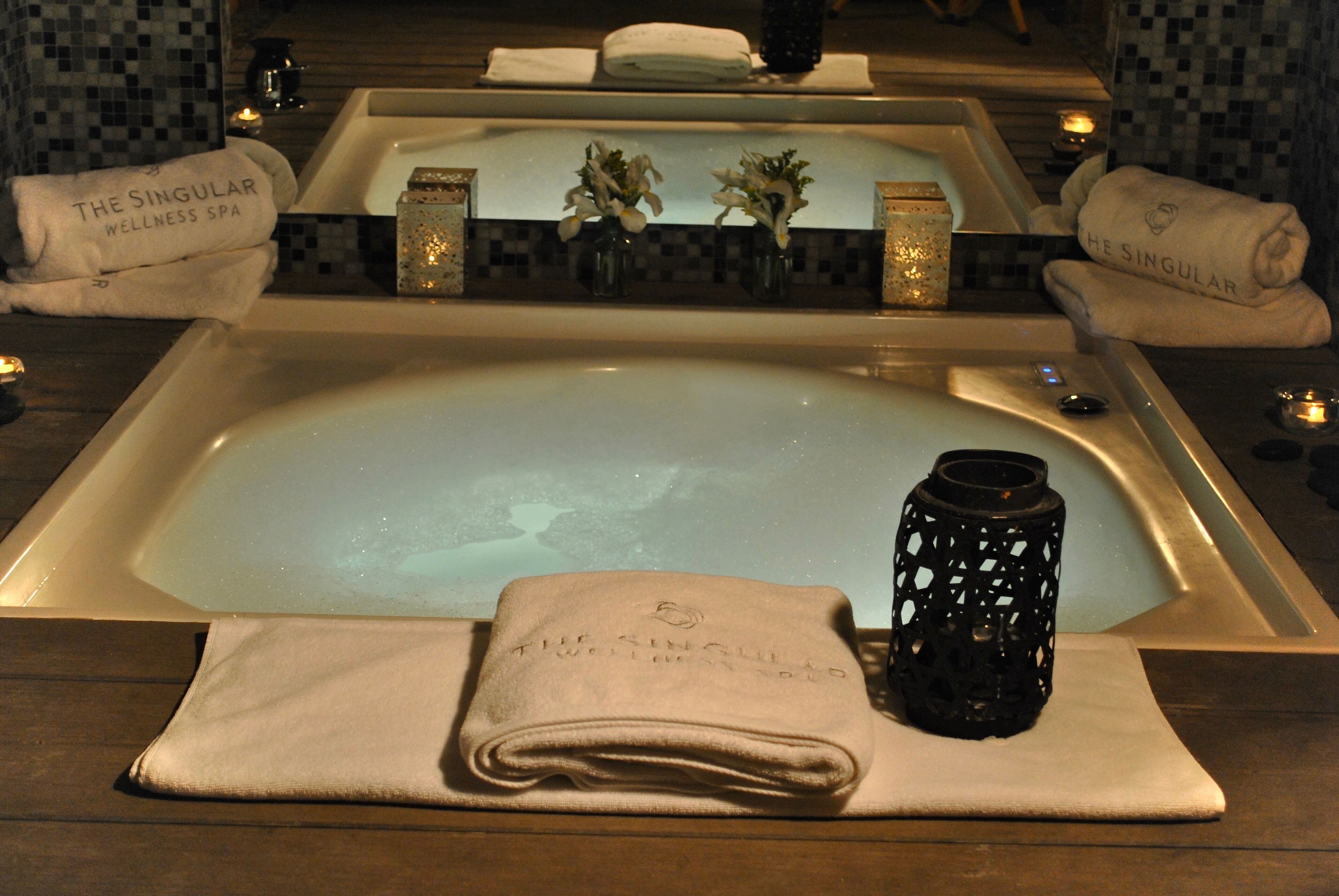 couples treatment room(s), sauna, hot tub, body treatments, aromatherapy