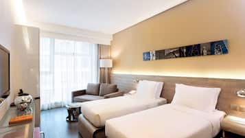 Chambre Deluxe | Coffres-forts dans les chambres, bureau, Wi-Fi gratuit, draps fournis