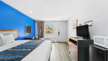 مكتب ومكواة/لوح كي وواي فاي مجانًا وملاءات أسرّة