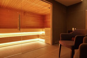 Hot stone massages, deep-tissue massages, sports massages, massages - Hotel Palazzo Del Garda & Spa (Desenzano del Garda)