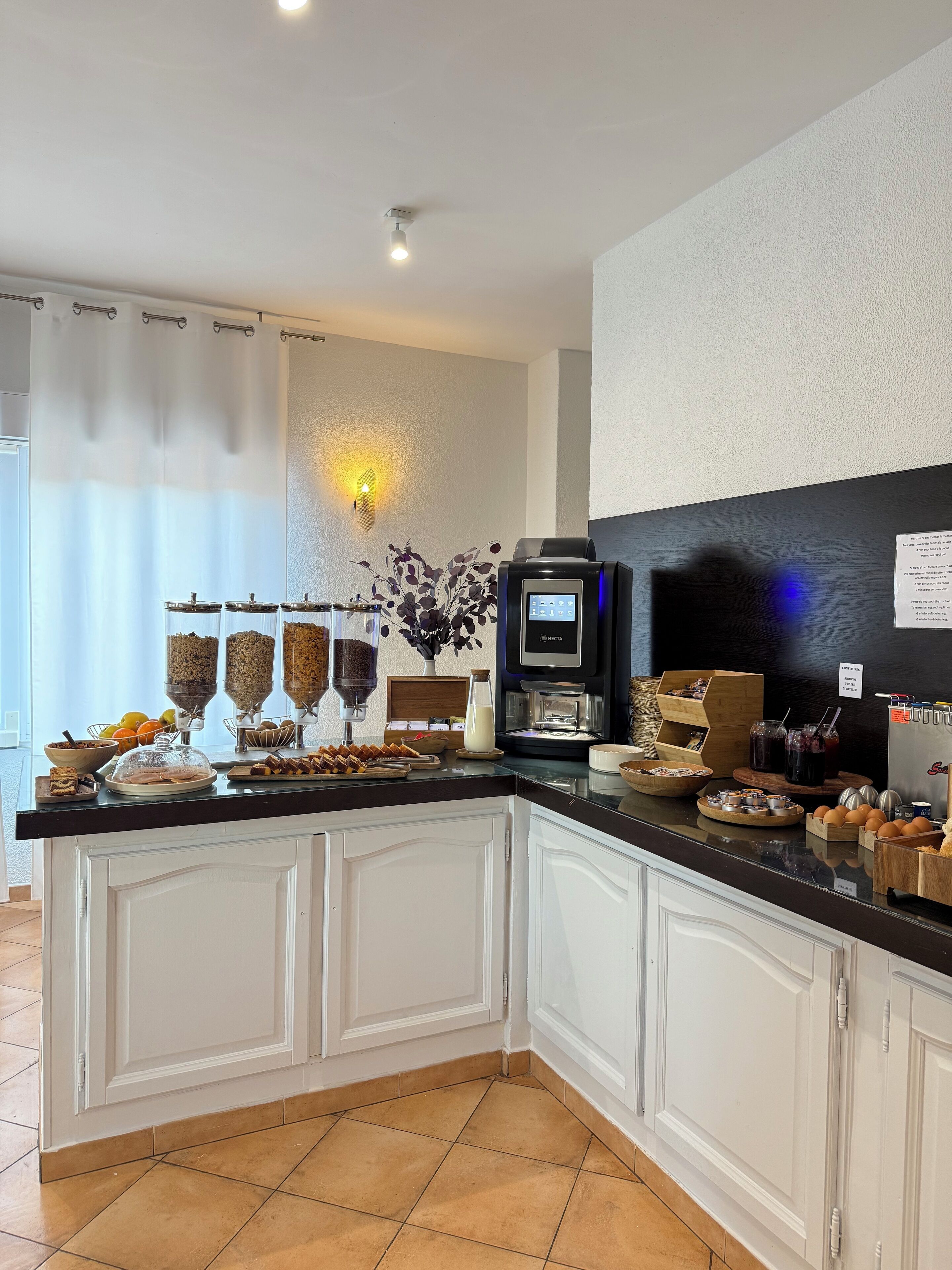 Petit déjeuner buffet