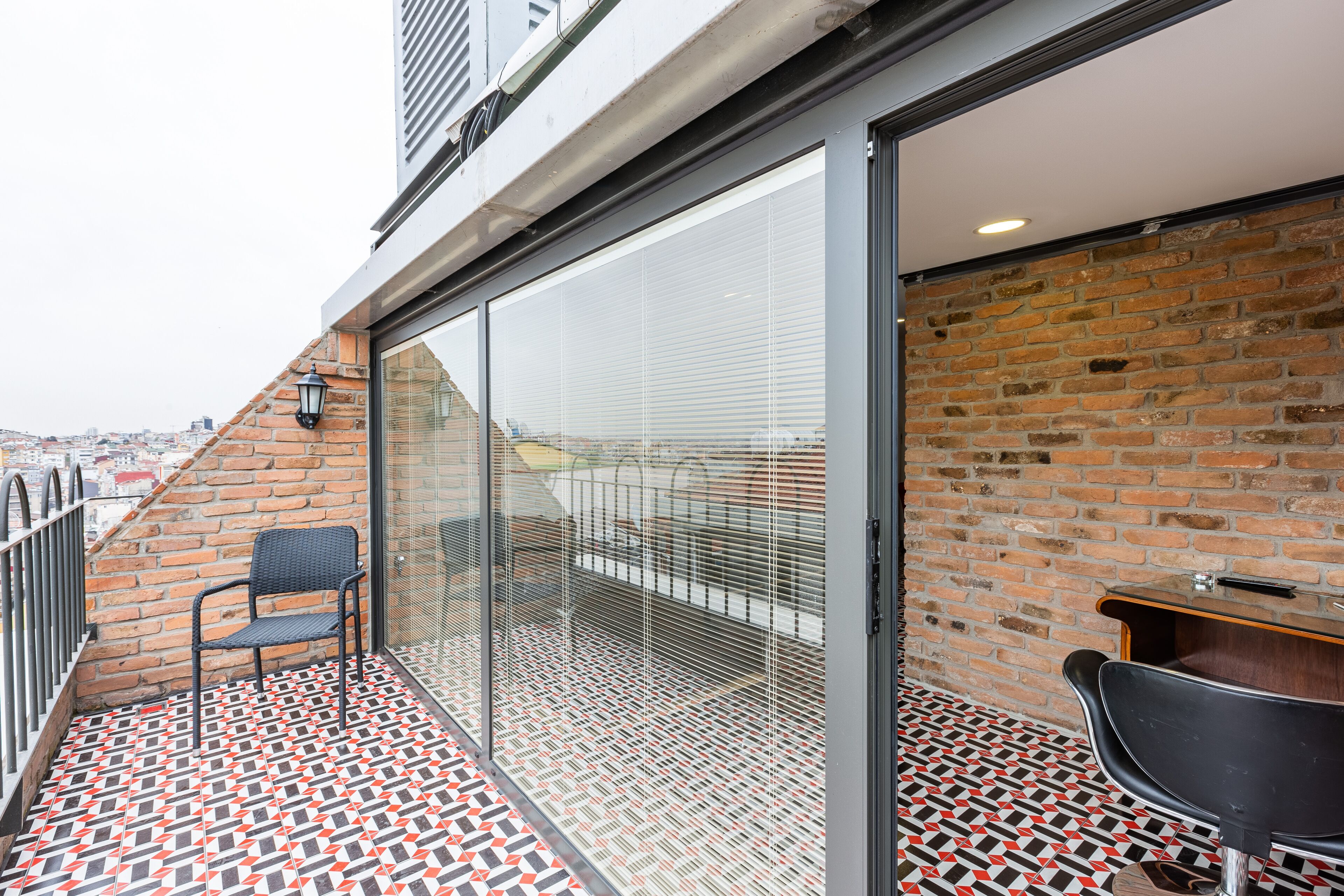 penthouse | 1 bedroom, in-room safe, individually decorated, individually furnished