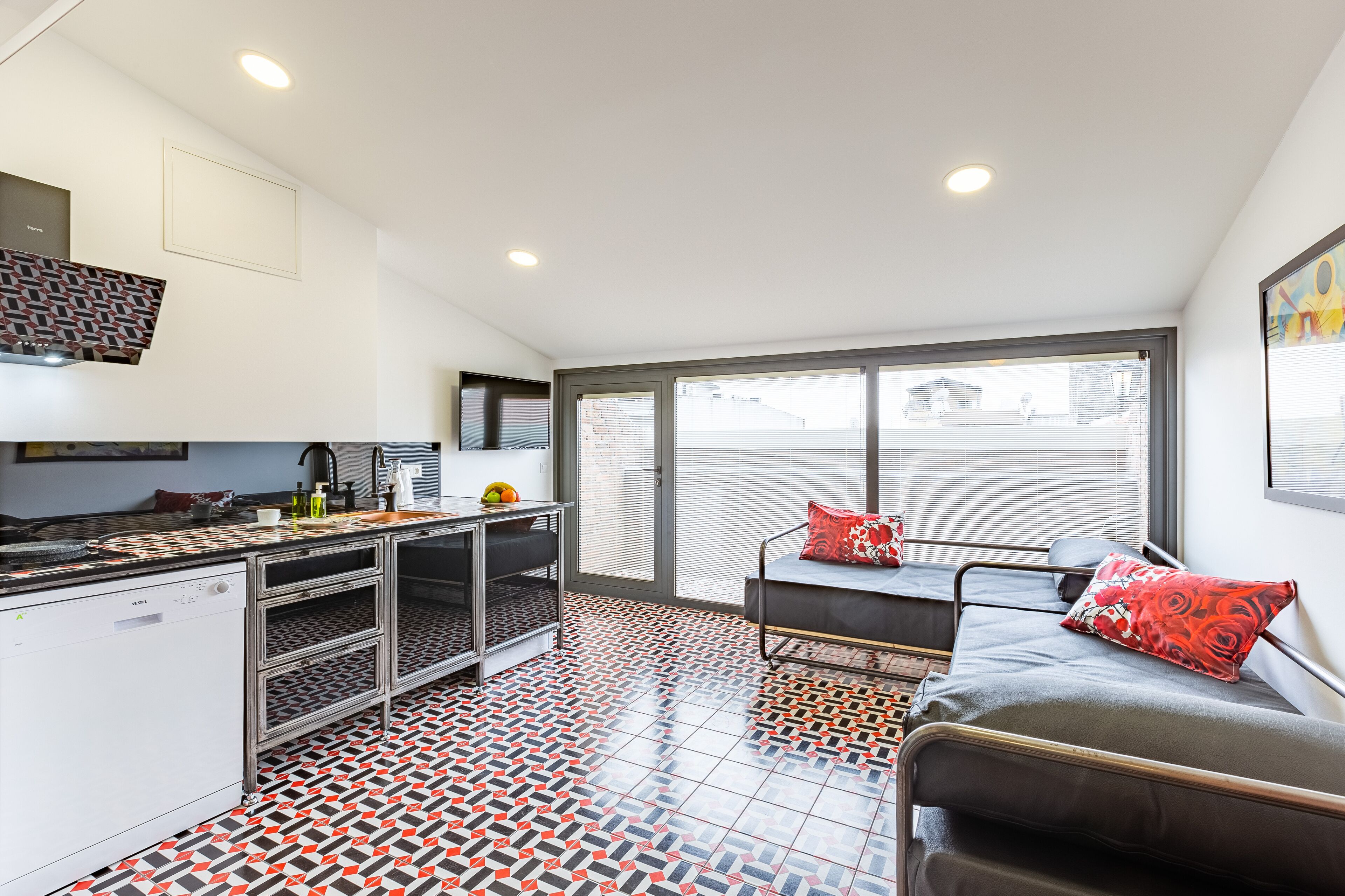 penthouse | 1 bedroom, in-room safe, individually decorated, individually furnished