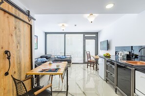 In-room safe, individually decorated, individually furnished, free WiFi - Villa Pera Suite Hotel (Istanbul)