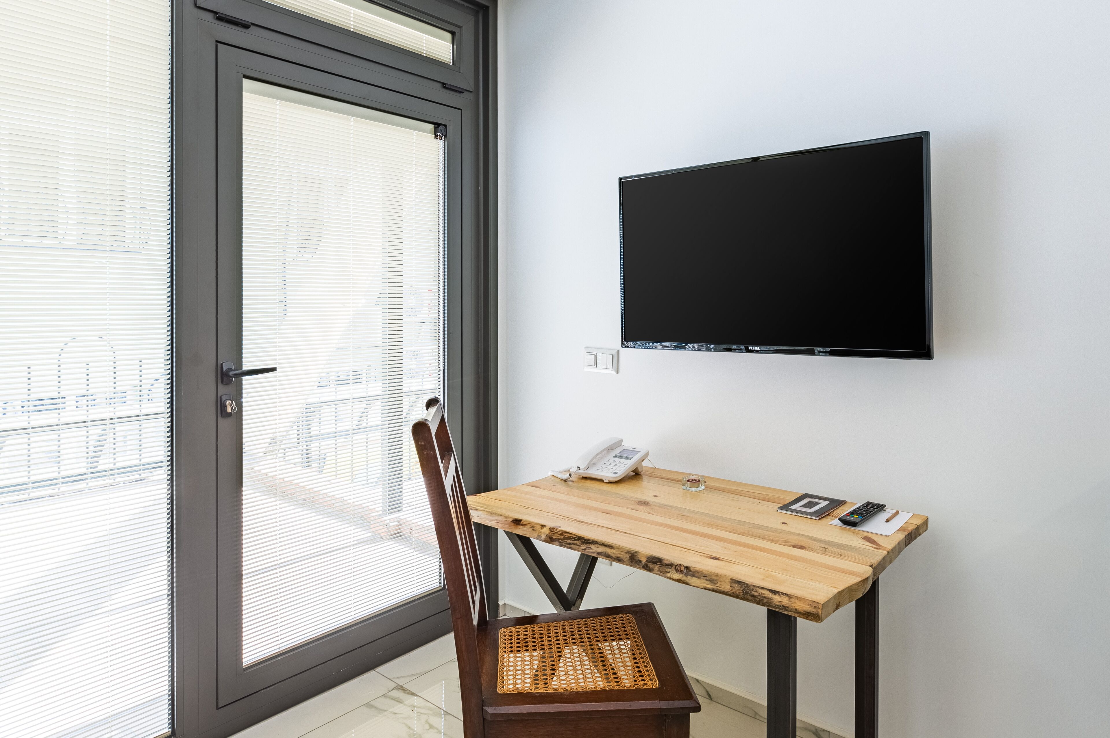 twin room with terrace | 1 bedroom, in-room safe, individually decorated, individually furnished