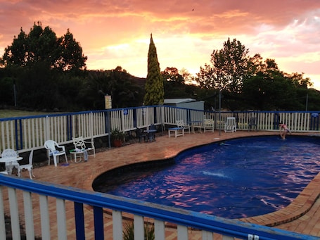 Outdoor pool. Bestbrook Mountain Resort