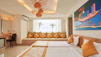 Minibar, in-room safe, desk, free WiFi