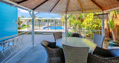 Coral Inn Boutique Resort