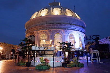 Gazebo. Four Points by Sheraton Medan