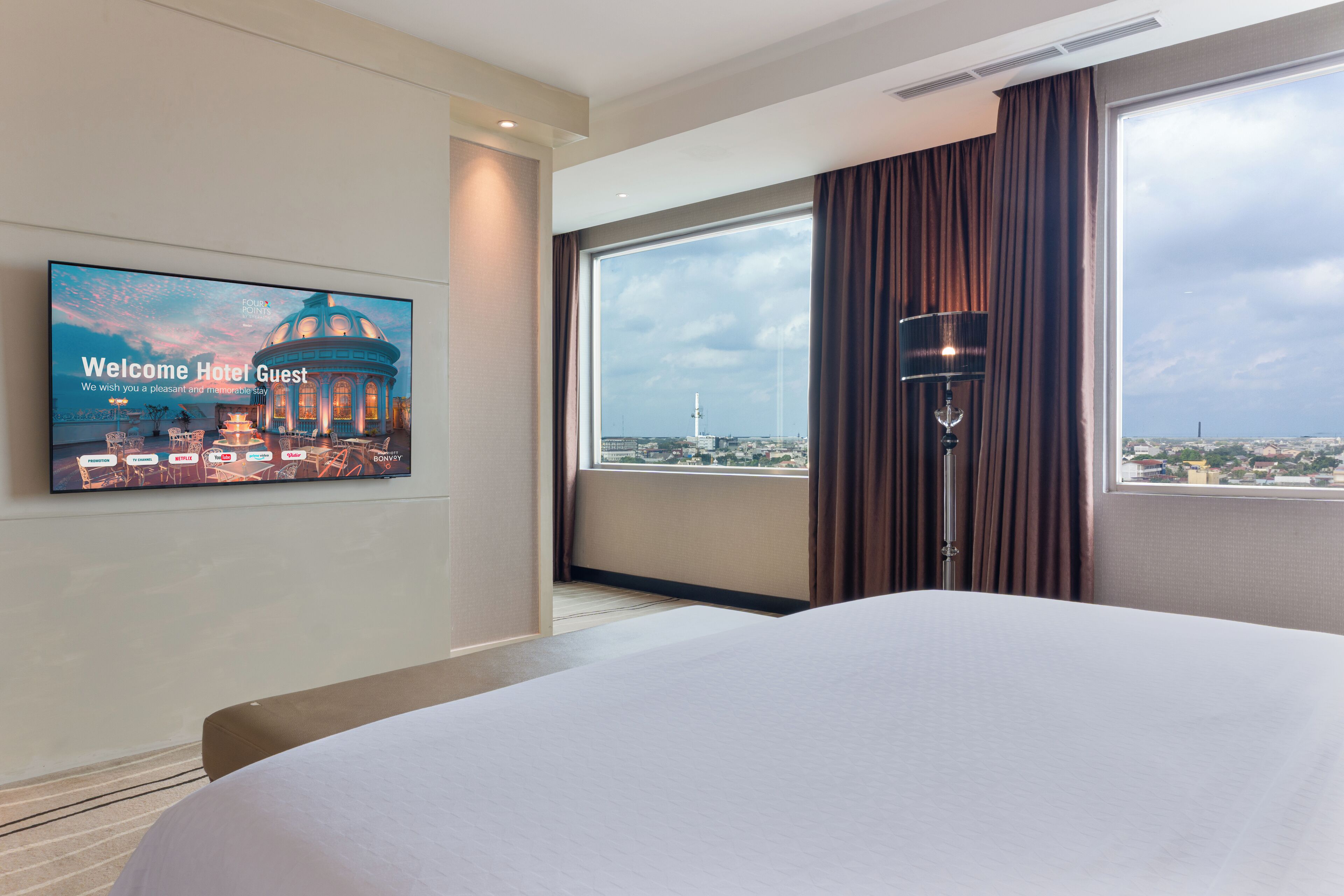 Suite, 1 Bedroom | Minibar, in-room safe, soundproofing, cots/infant beds