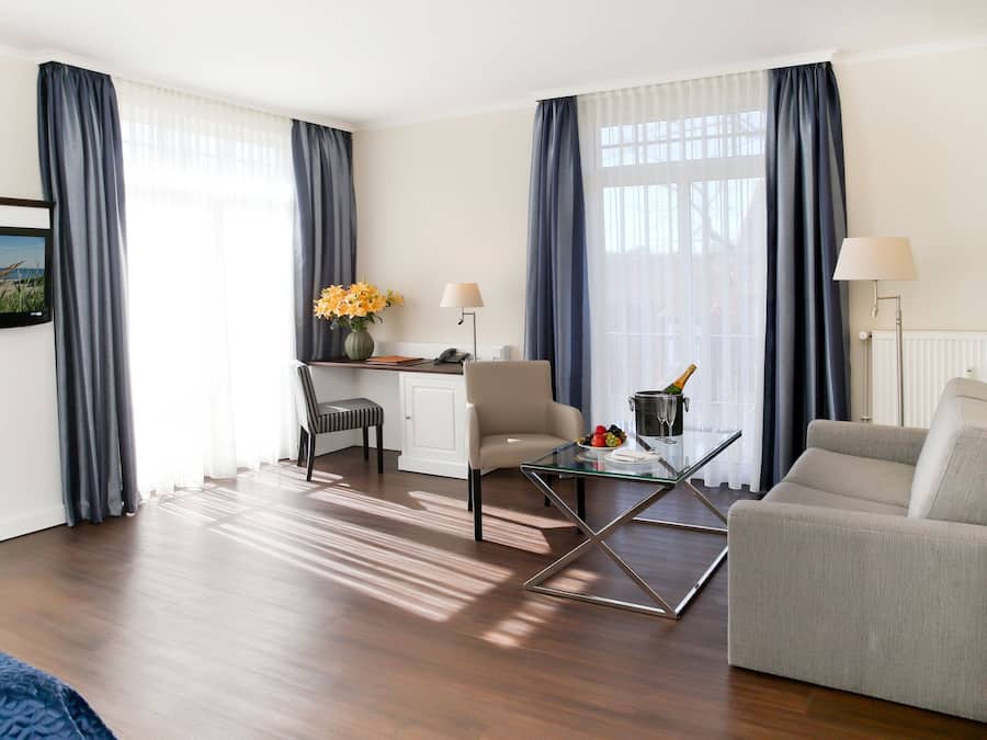 Baltic Doubleroom XL (Dependance) | Hypo-allergenic bedding, in-room safe, desk, blackout curtains