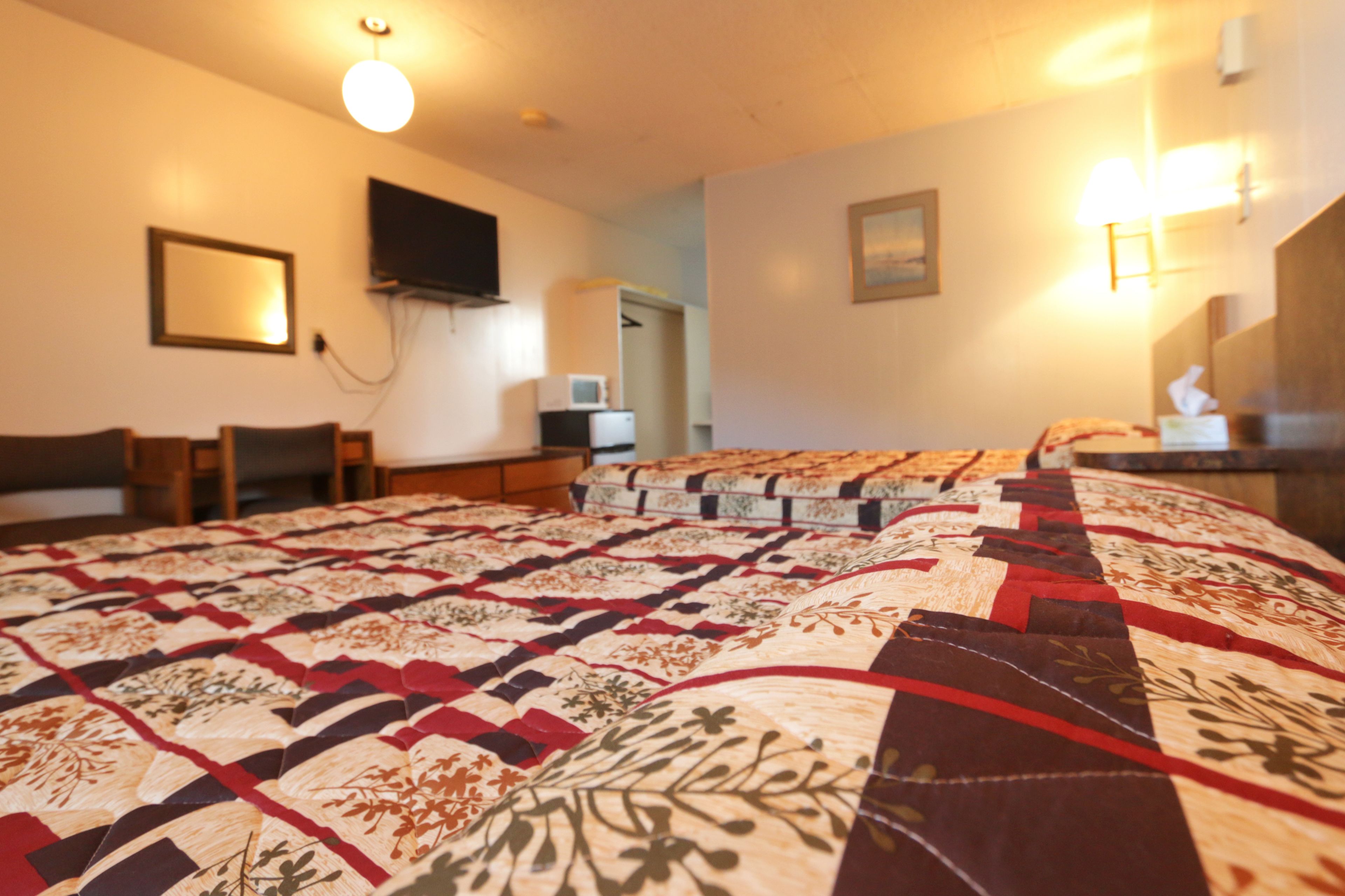 Double Room, Non Smoking | Desk, free WiFi, bed sheets