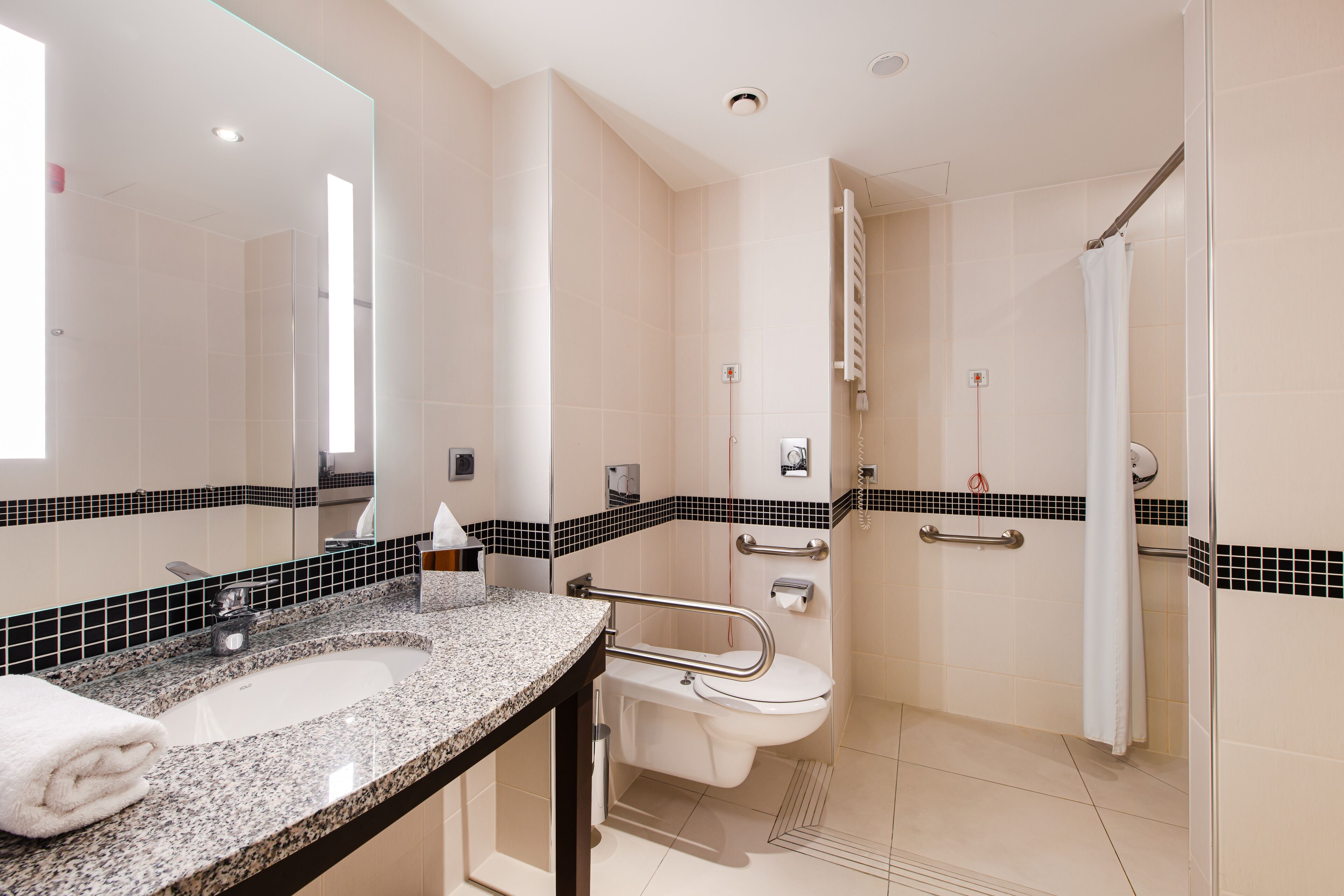 Foto - Hampton by Hilton Warsaw Airport