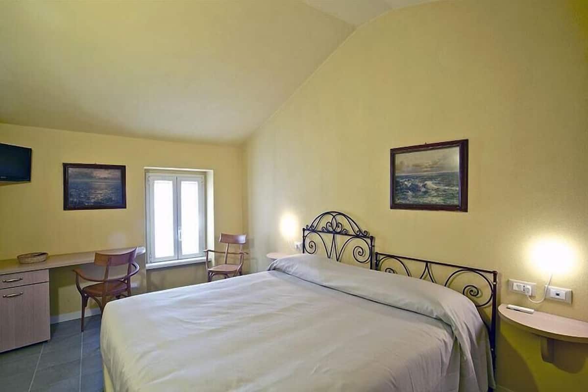 Double or Twin Room | 1 bedroom, desk, laptop workspace, free cribs/infant beds