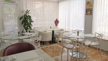 Daily buffet breakfast (EUR 13 per person)