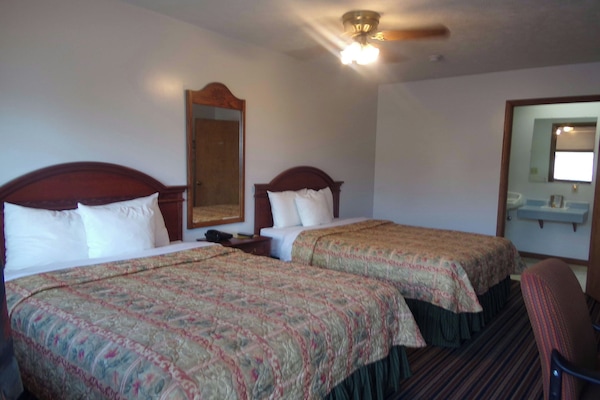 Standard Room, 2 Queen Beds, Non Smoking | Desk, free WiFi, bed sheets
