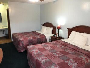 Standard Room, 2 Queen Beds, Non Smoking | Desk, free WiFi, bed sheets - Huggy Bear Motel (Warren)