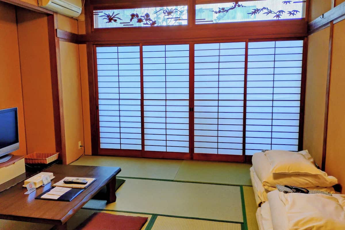 Japanese Superior Room | In-room safe, individually decorated, desk, iron/ironing board
