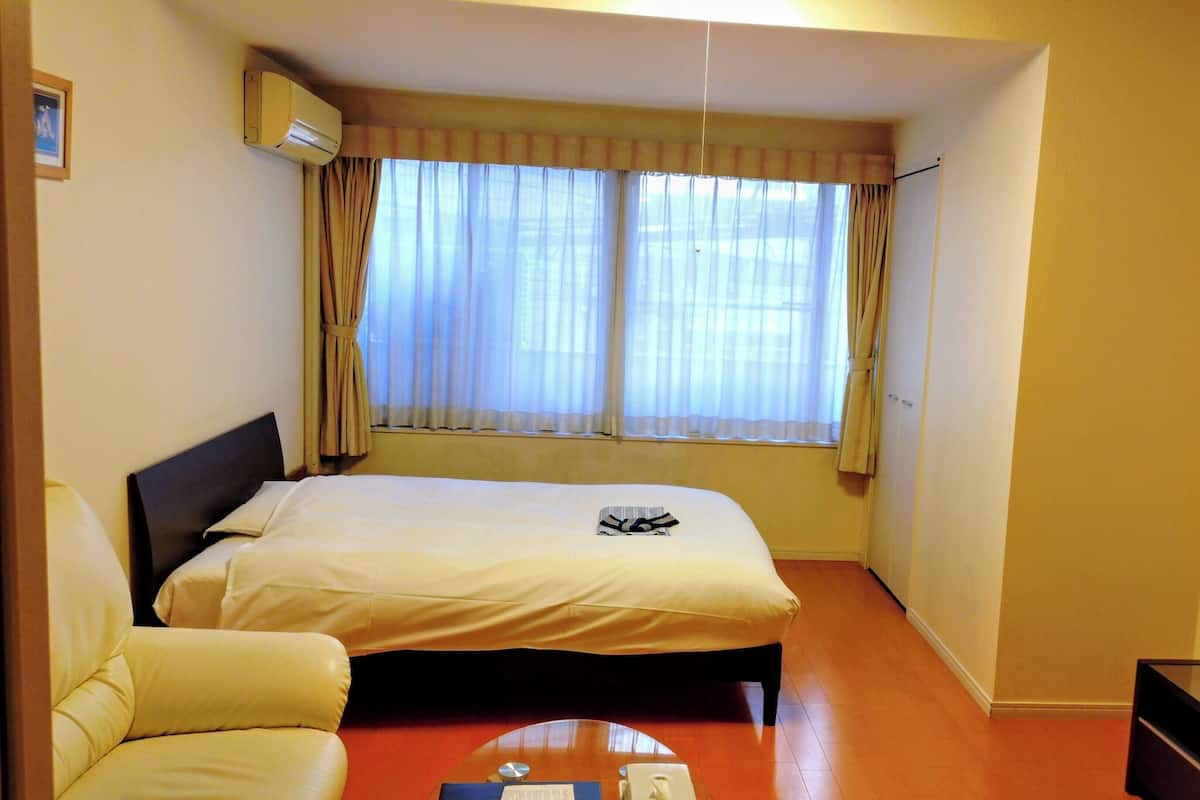 Standard Double Room, 1 Double Bed, Non Smoking | In-room safe, individually decorated, desk, iron/ironing board