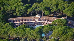 Exterior - Corte dei Tusci Village Palace Hotel (Scarlino)