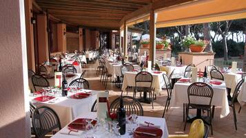 Frühstück, Mittagessen, Abendessen, mediterrane Küche